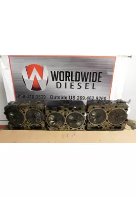 CUMMINS N14 Cylinder Head