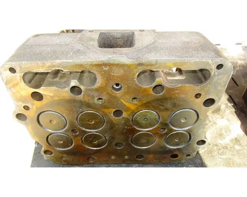 CUMMINS N14 Cylinder Head