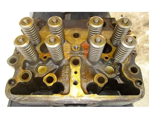 CUMMINS N14 Cylinder Head