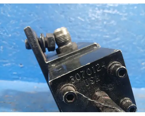 CUMMINS N14 Valve Cover
