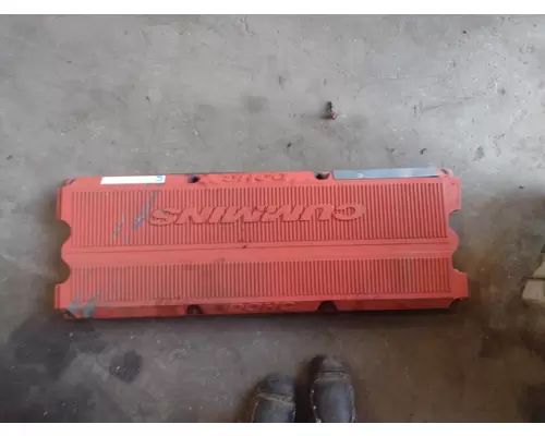 CUMMINS Prostar Valve Cover