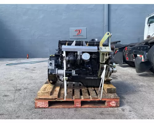 CUMMINS QSB 6.7 Engine Assembly