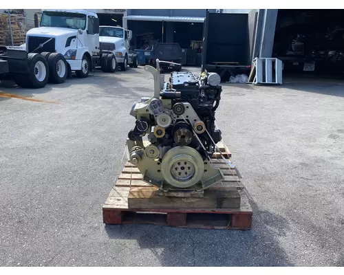 CUMMINS QSB 6.7 Engine Assembly