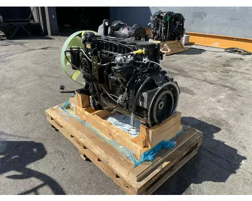 CUMMINS QSB 6.7 Engine Assembly