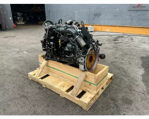 CUMMINS QSB 6.7 Engine Assembly