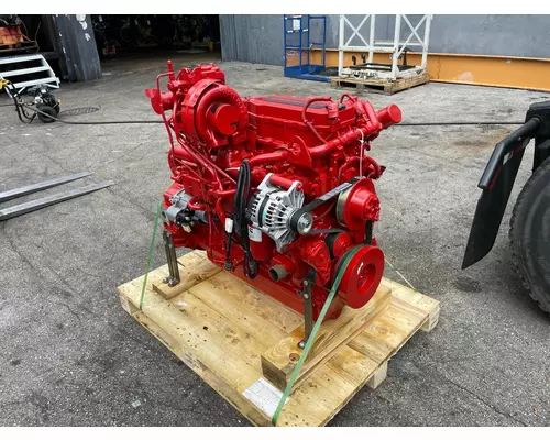 CUMMINS QSB 6.7 Engine Assembly