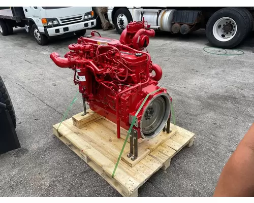 CUMMINS QSB 6.7 Engine Assembly