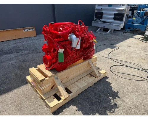 CUMMINS QSB 6.7 Engine Assembly