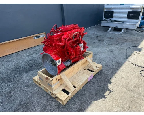 CUMMINS QSB 6.7 Engine Assembly