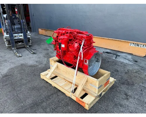 CUMMINS QSB 6.7 Engine Assembly