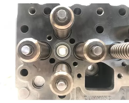 CUMMINS QSM11 Cylinder Head