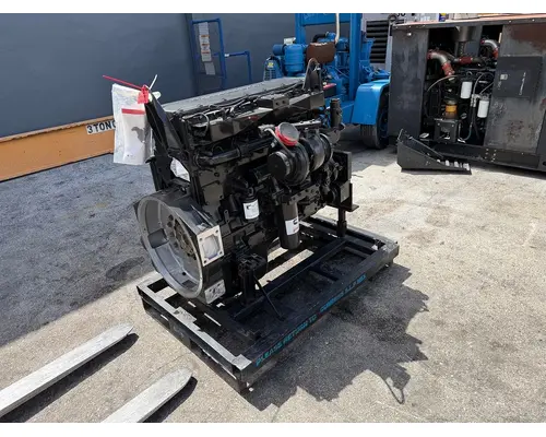 CUMMINS QSM11 Engine Assembly