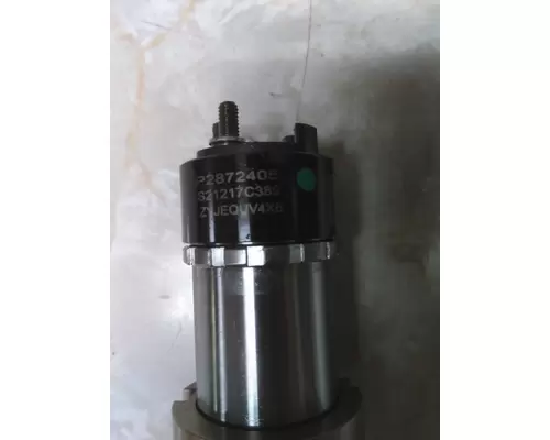 CUMMINS QSX15 FUEL INJECTOR