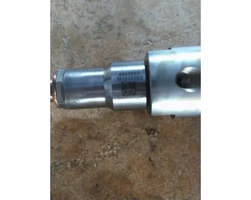 CUMMINS QSX15 FUEL INJECTOR