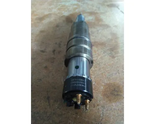 CUMMINS QSX15 FUEL INJECTOR