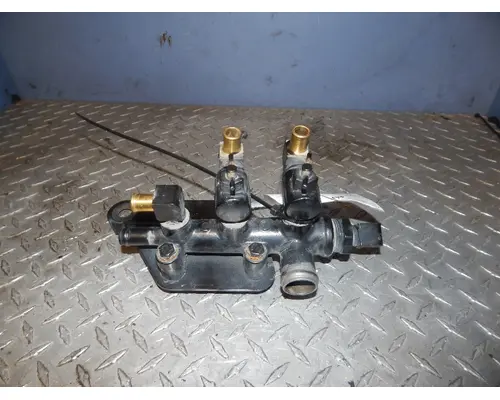 CUMMINS T700 944 VALVES