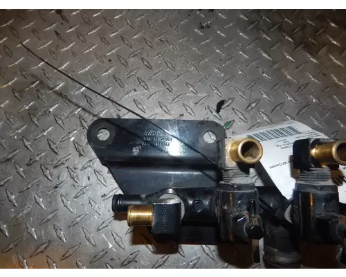 CUMMINS T700 VALVES