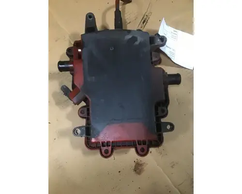 CUMMINS T800 Crankcase Breather