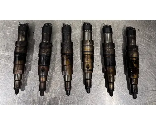 CUMMINS T800 Fuel Injector