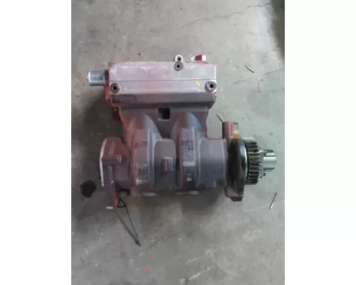 CUMMINS TWIN CYLINDER AIR COMPRESSOR