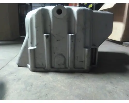 CUMMINS V903 OIL PAN