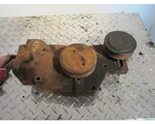 CUMMINS VNL Water Pump