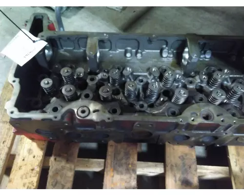 CUMMINS X12 EPA 17 CYLINDER HEAD