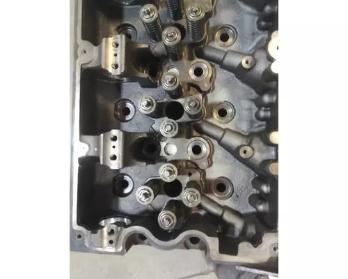 CUMMINS X15 EPA 17 CYLINDER HEAD