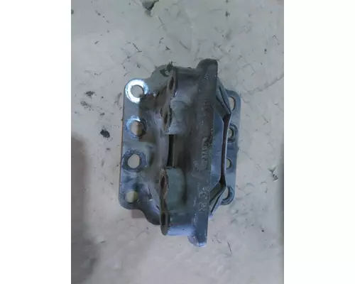 CUMMINS X15 EPA 17 ENGINE MOUNTS, ENGINE (REAR)