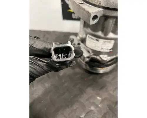 CUMMINS X15 Air Conditioner Compressor