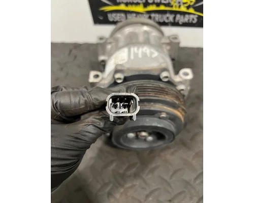 CUMMINS X15 Air Conditioner Compressor