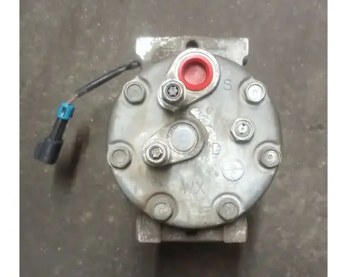 CUMMINS X15 Air Conditioner Compressor