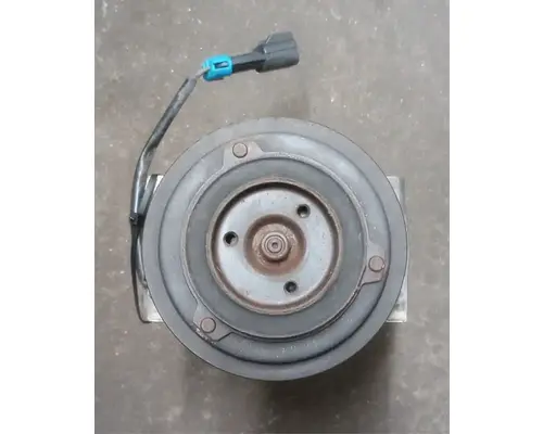 CUMMINS X15 Air Conditioner Compressor