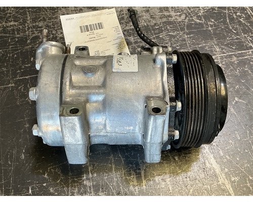 CUMMINS X15 Air Conditioner Compressor