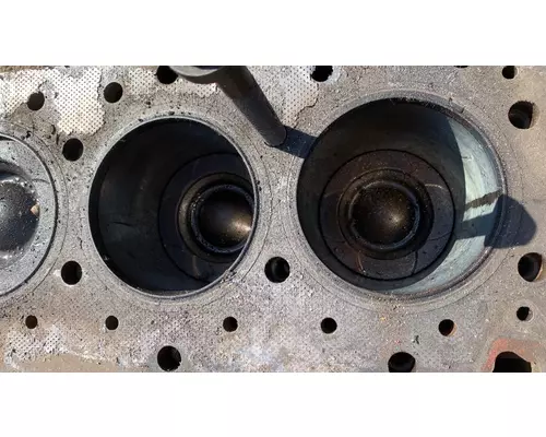 CUMMINS X15 Cylinder Block