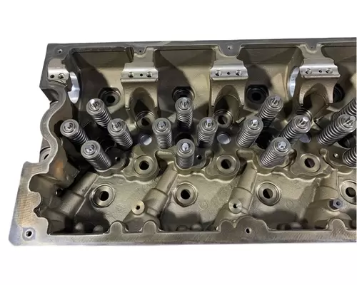 CUMMINS X15 Cylinder Head