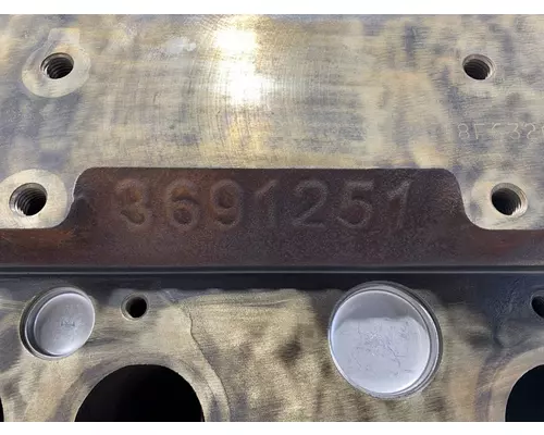 CUMMINS X15 Cylinder Head