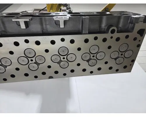CUMMINS X15 Cylinder Head