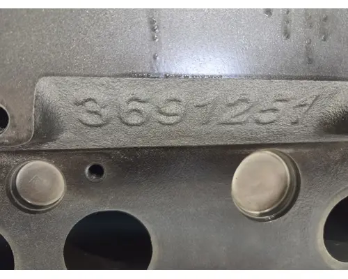 CUMMINS X15 Cylinder Head