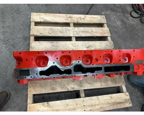 CUMMINS X15 Cylinder Head