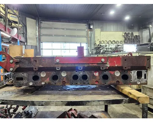 CUMMINS X15 Cylinder Head