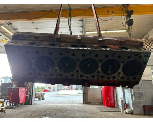 CUMMINS X15 Cylinder Head