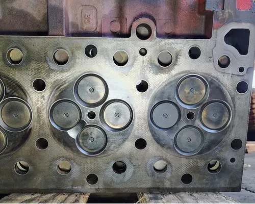 CUMMINS X15 Cylinder Head