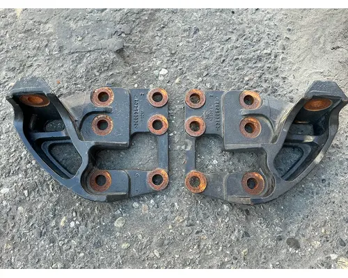 CUMMINS X15 Engine Mounts