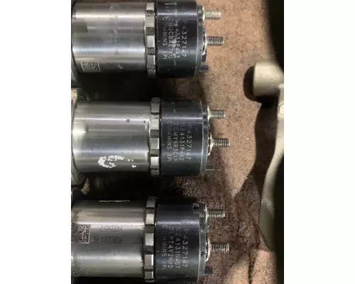 CUMMINS X15 Fuel Injector