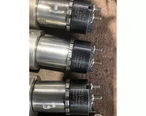 CUMMINS X15 Fuel Injector