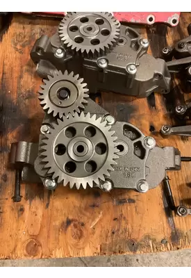 CUMMINS X15 Oil Pump