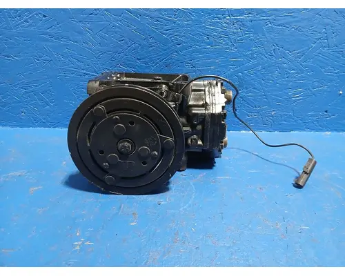 CUMMINS  Air Conditioner Compressor