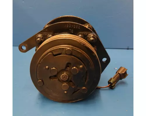 CUMMINS  Air Conditioner Compressor