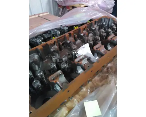 CUMMINS  CYLINDER HEAD